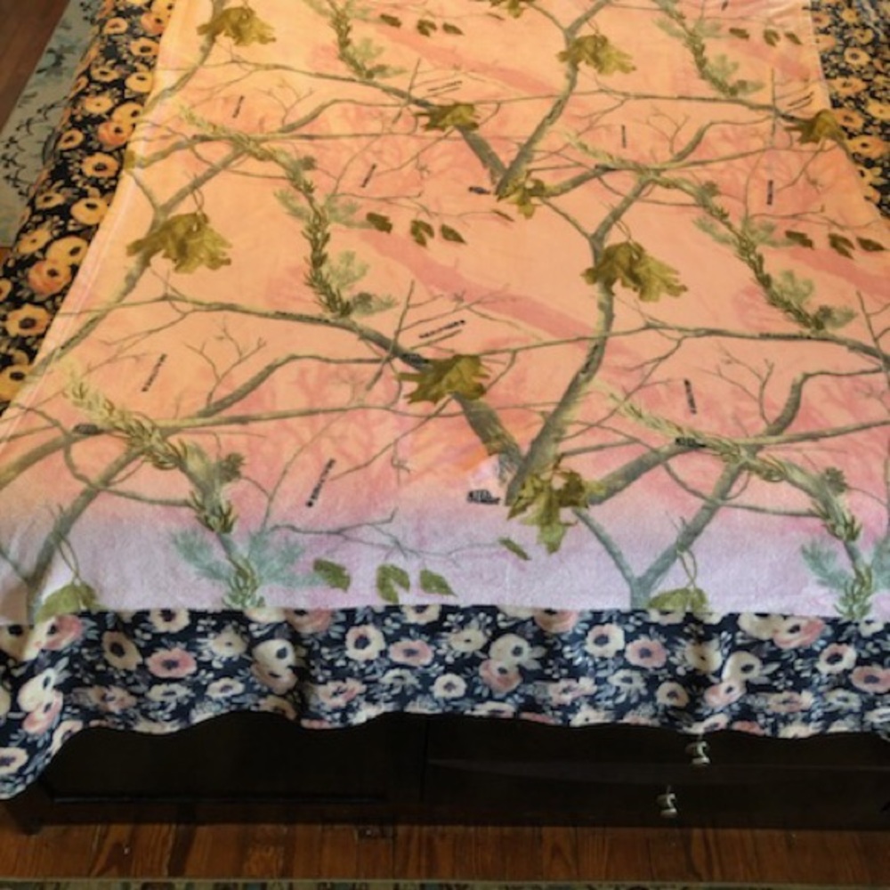 Real tree throw blanket